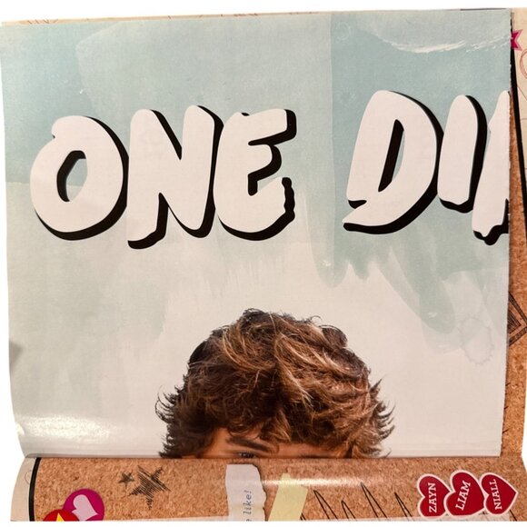 1D One Direction GROUP 10.5" x 9" Sticker Book w/Centerfold POSTER w/10 STICKERS - Picture 7 of 16